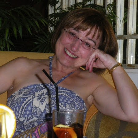 Helen Stuart Photo 7
