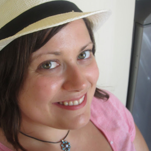 Amy Skelton Photo 31