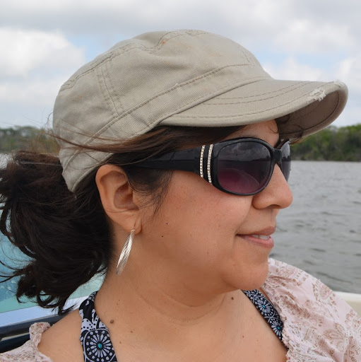 Debra Luna Photo 32