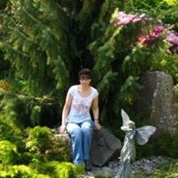 Alison Hughes Photo 16