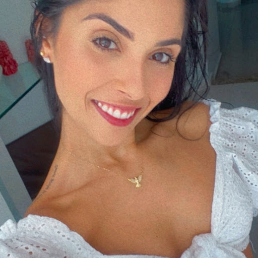 Izabella Santos Photo 22