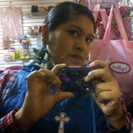 Gloria Aguirre Photo 6