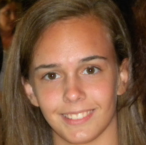 Sarah Frederick Photo 32