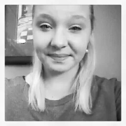 Leah Meeks Photo 24
