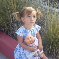 Amy Betancourt Photo 29