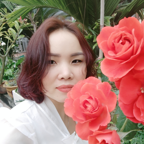 Ly Vu Photo 31