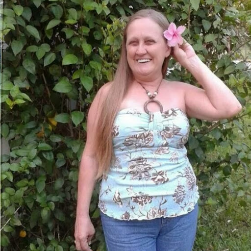 Kathy Hunter Photo 25