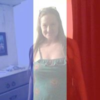 Elizabeth Oxley Photo 4