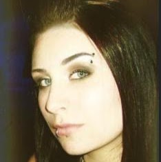 Crystal Davenport Photo 33