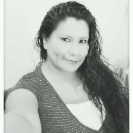 Shelley Garcia Photo 25