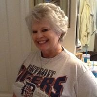 Deborah Hampton Photo 18