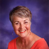 Ellen Stratton Photo 4