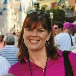 Jennifer Newsome Photo 34