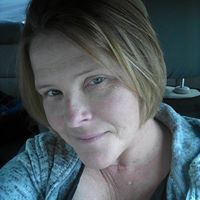 Kristi Thacker Photo 9