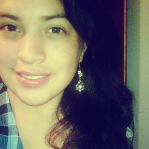 Elizabeth Marquez Photo 19