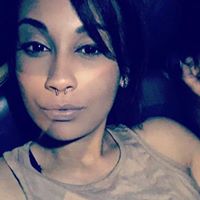 Alexis Lewis Photo 21