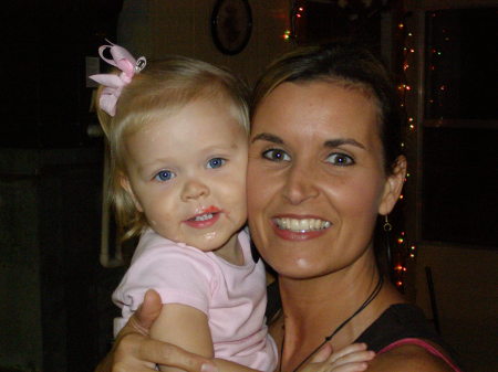Jennifer Phillips Photo 19