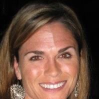 Elizabeth Devault Photo 10