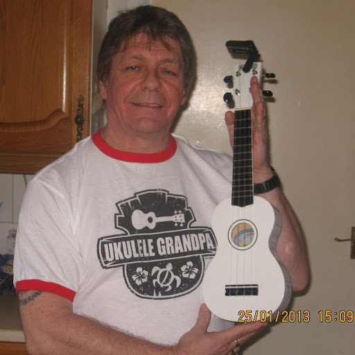 Paul Neal Photo 32