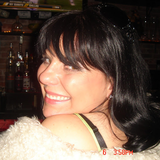 Kristen Lowe Photo 17