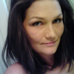 Jennifer Hiatt Photo 33