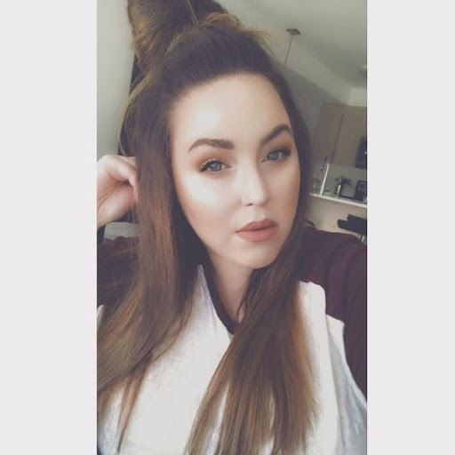 Kayla Ellis Photo 11