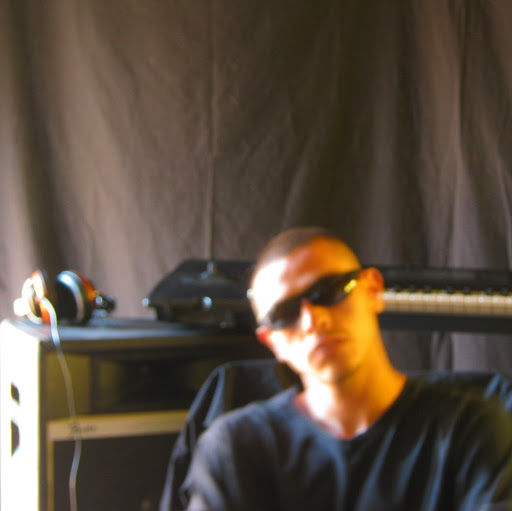 Miguel Espinoza Photo 42