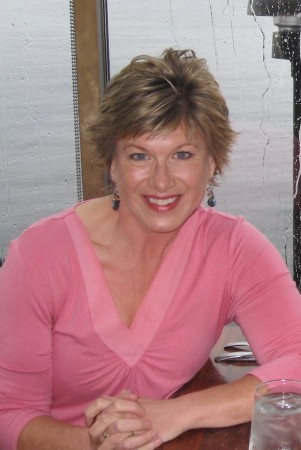Kristin Cleveland Photo 12