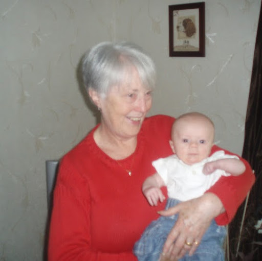 Sylvia Taylor Photo 31