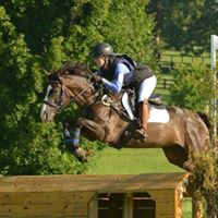 Christin Davis Photo 10