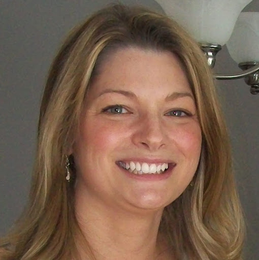 Jennifer Cox Photo 17