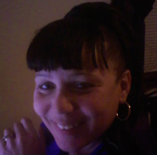 April Daniels Photo 36