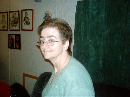 Connie Hughes Photo 31