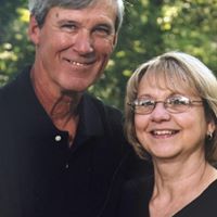 Linda Gibbs Photo 26