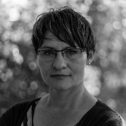 Joanna Schmidt Photo 8