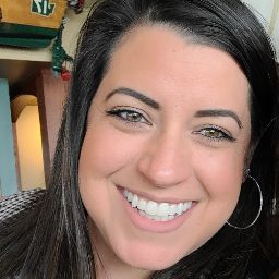 Danielle Salazar Photo 18