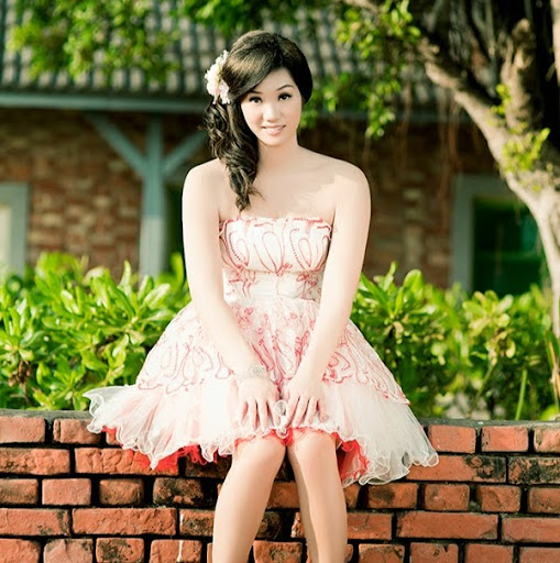 Grace Chen Photo 14