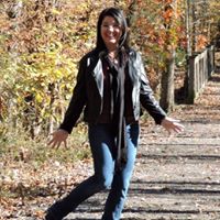 Melissa Schneider Photo 44