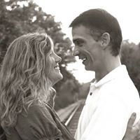 Renee Tucker Photo 14