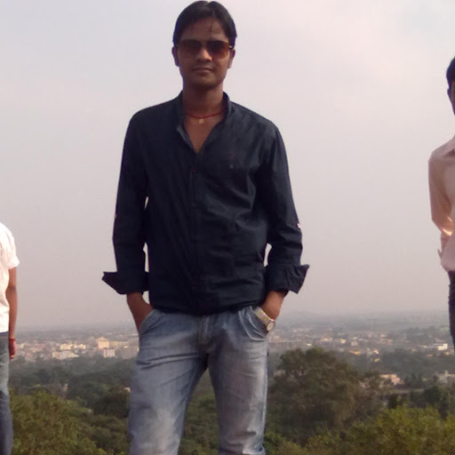 Om Gupta Photo 8