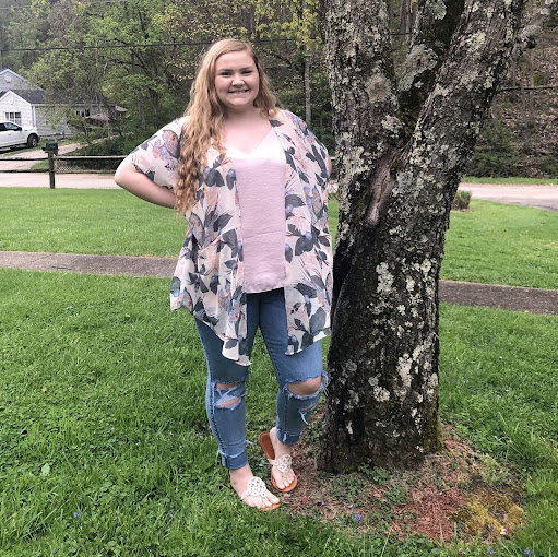 Allison Vance Photo 34