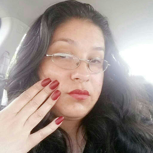 Angelica Robles Photo 10