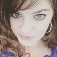 Amanda Riley Photo 18