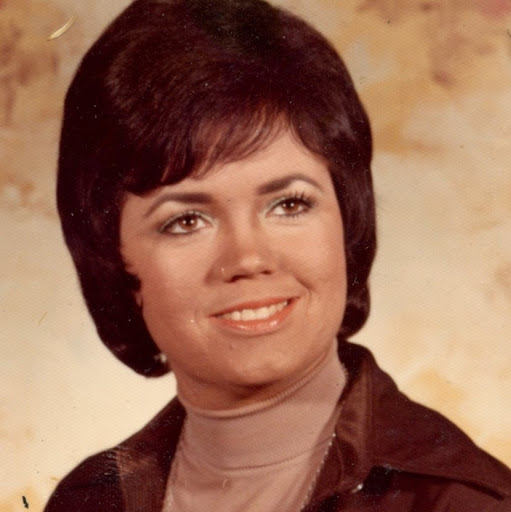Susan Vaughn Photo 13