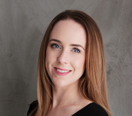 Catherine Green Photo 33