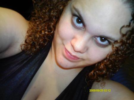 Minerva Carrion Photo 4