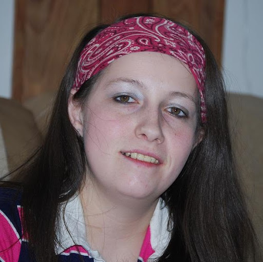 Elizabeth Lowder Photo 7