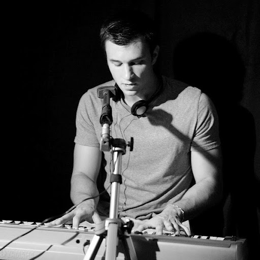 Chad Marshall Photo 33