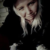 Julie Englund Photo 5