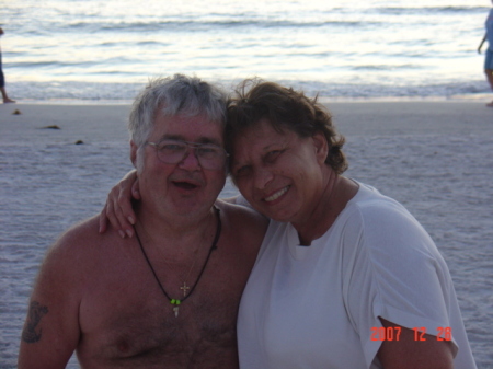 Roberta Simon Photo 26